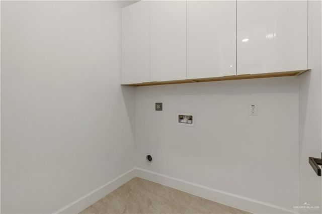 5808 N Gira Del Sol Street, Edinburg, TX 78542