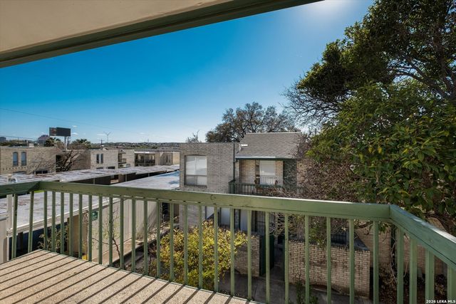 9915 Powhatan Dr Apt B4, San Antonio, TX 78230