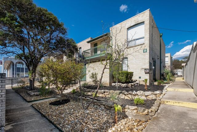 9915 Powhatan Dr Apt B4, San Antonio, TX 78230