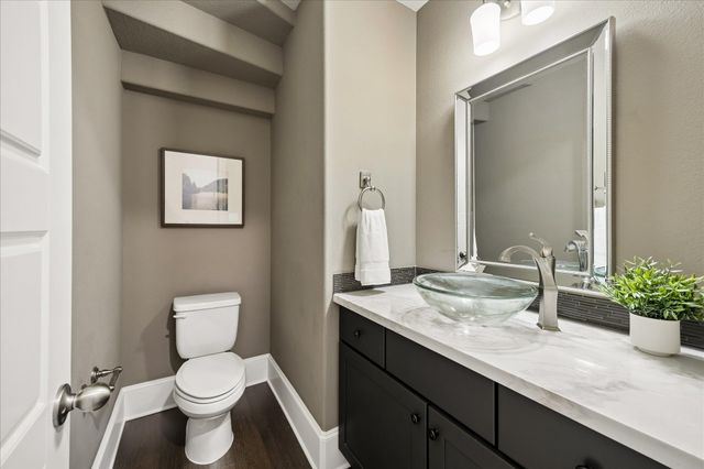 494 Anfield CIR, Austin, TX 78738