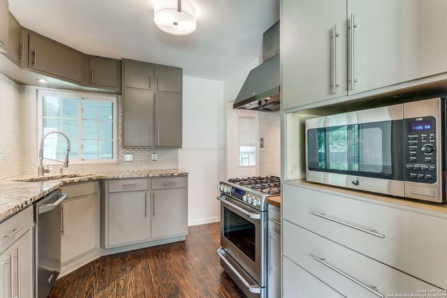 216 Lyman, Terrell Hills, TX 78209
