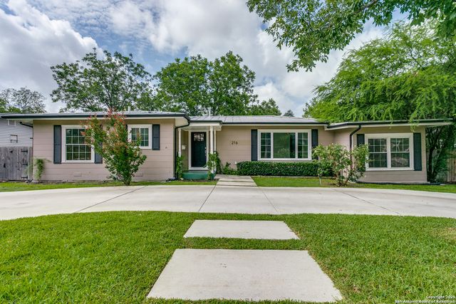 216 Lyman, Terrell Hills, TX 78209