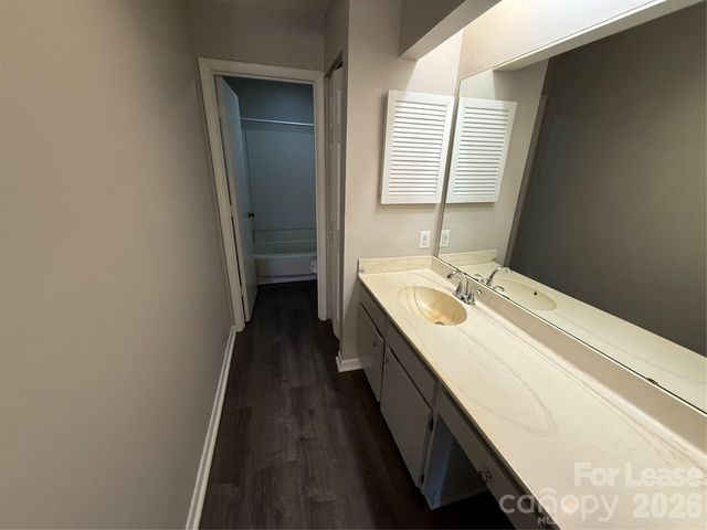 4617 Sharon Chase Drive H, Charlotte, NC 28215