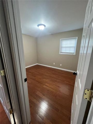 2444 ROLLING VIEW SE Drive, Smyrna, GA 30080