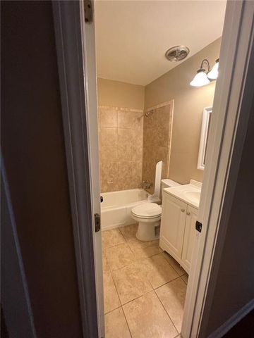 2444 ROLLING VIEW SE Drive, Smyrna, GA 30080