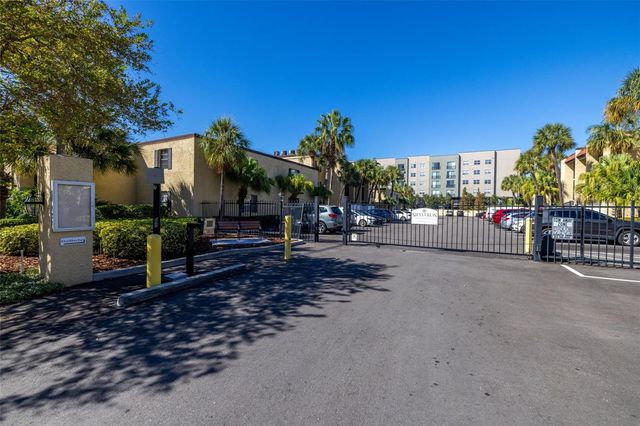 106 ALAMEDA COURT 240, Tampa, FL 33609