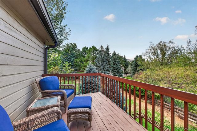 3 Marsh Hawk Lane, Littleton, CO 80127