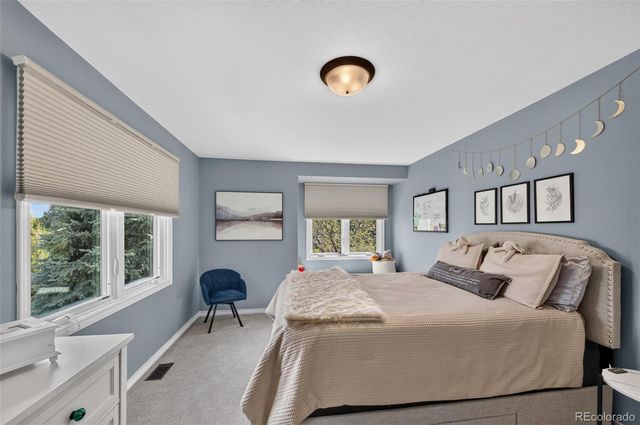 3 Marsh Hawk Lane, Littleton, CO 80127