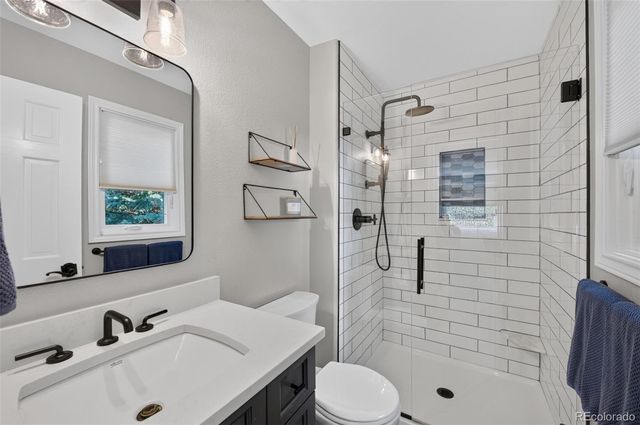 3 Marsh Hawk Lane, Littleton, CO 80127