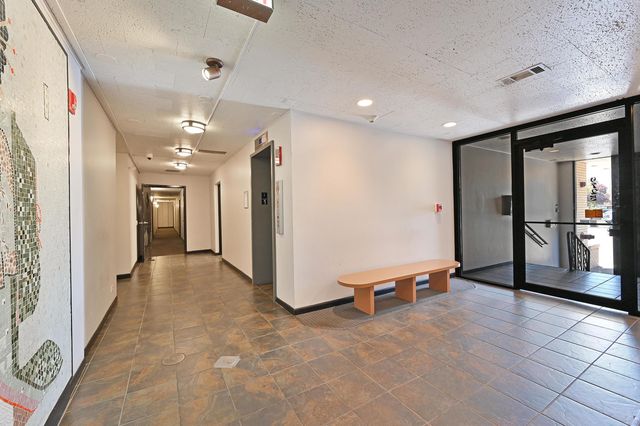 9725 S Karlov Avenue 610, Oak Lawn, IL 60453