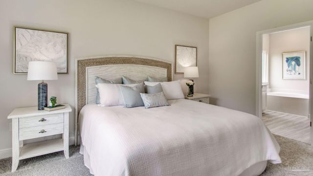 2245 Kildeer St, Cantonment, FL 32533