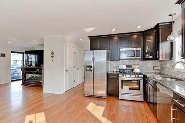 32 Riley 32, Tyngsborough, MA 01879