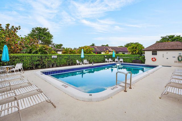 4698 Greentree Terrace A, Boynton Beach, FL 33436