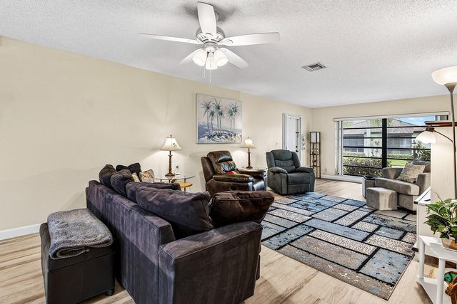 4698 Greentree Terrace A, Boynton Beach, FL 33436