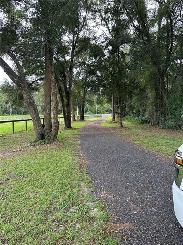 17067 NW GAINESVILLE ROAD, Reddick, FL 32686