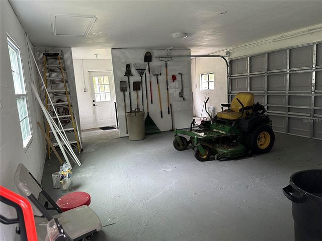 17067 NW GAINESVILLE ROAD, Reddick, FL 32686