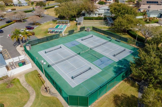 6210 SAILBOAT AVENUE, Tavares, FL 32778