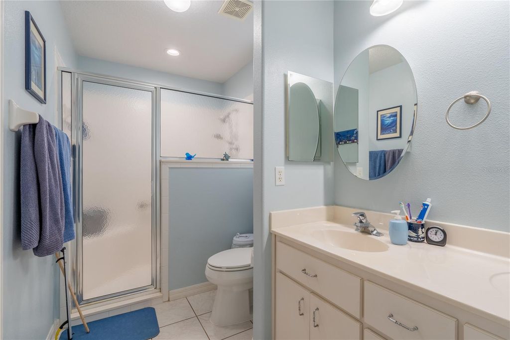 Image 19 of property listing at 6210 SAILBOAT AVENUE, Tavares, FL 32778