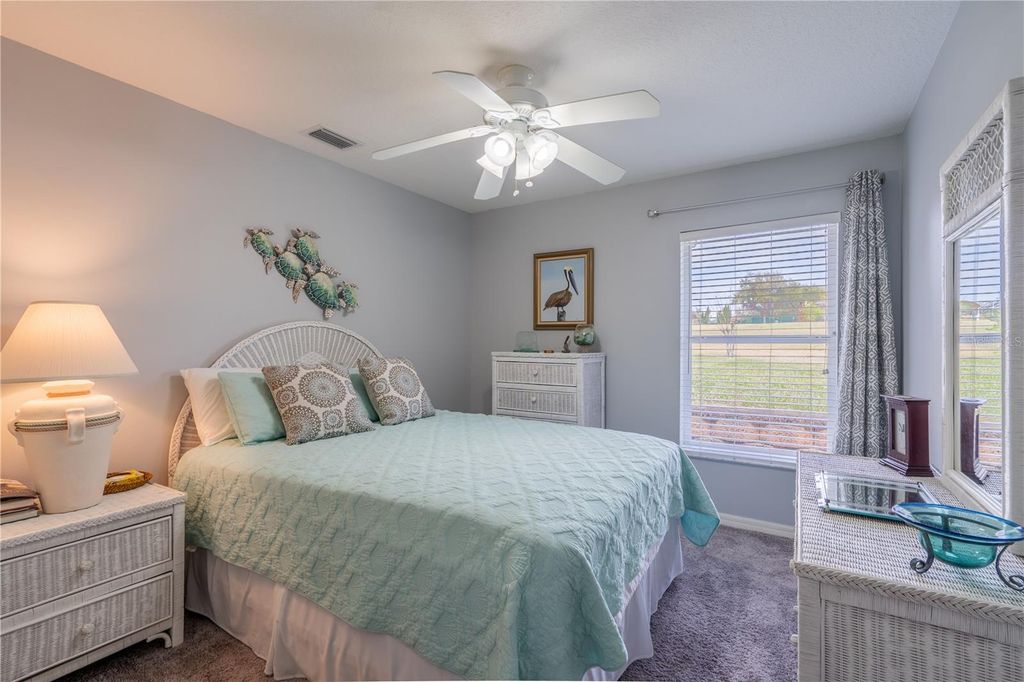 Image 20 of property listing at 6210 SAILBOAT AVENUE, Tavares, FL 32778