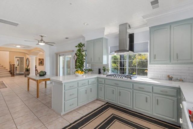 1751 Monte Vista Drive, Vista, CA 92084