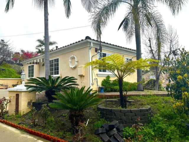 1751 Monte Vista Drive, Vista, CA 92084