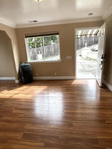 1751 Monte Vista Drive, Vista, CA 92084