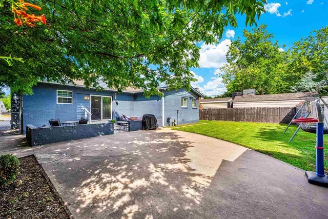 1108 NW Laird Ave, Lawton, OK 73507