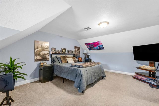 1108 NW Laird Ave, Lawton, OK 73507