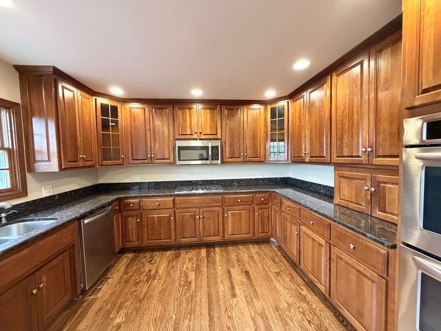 9000 Frances Lane, Orland Park, IL 60462
