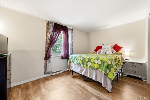 211 Hampton Avenue, Mastic, NY 11950