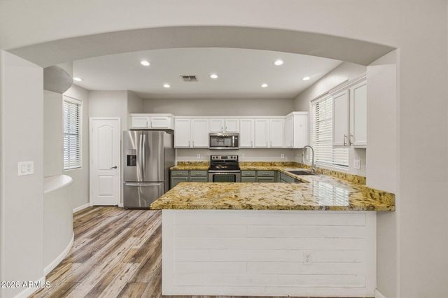 2386 W SLEEPY RANCH Road, Phoenix, AZ 85085