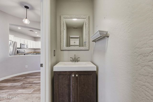 2386 W SLEEPY RANCH Road, Phoenix, AZ 85085