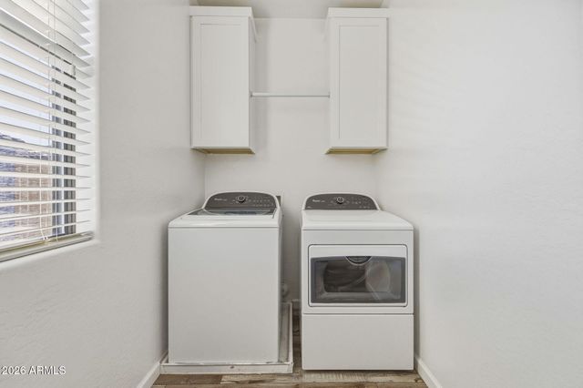 2386 W SLEEPY RANCH Road, Phoenix, AZ 85085