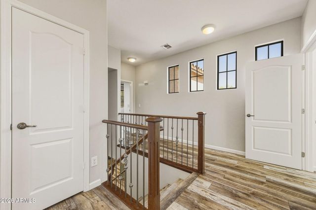 2386 W SLEEPY RANCH Road, Phoenix, AZ 85085