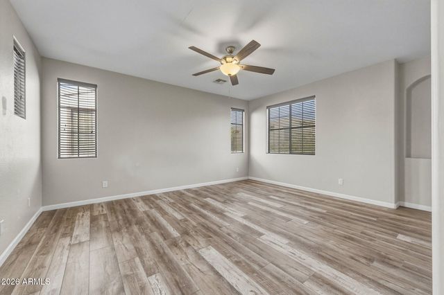 2386 W SLEEPY RANCH Road, Phoenix, AZ 85085