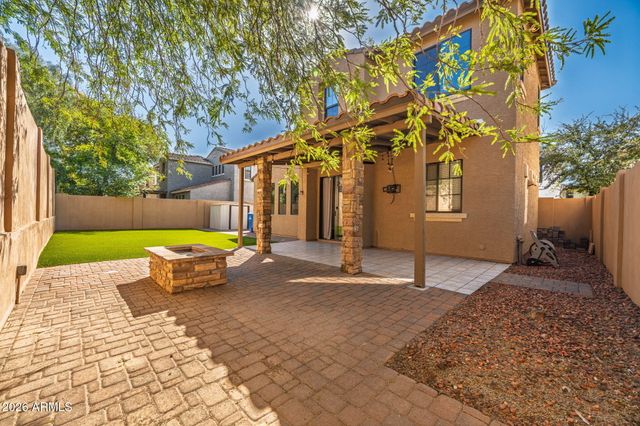 2386 W SLEEPY RANCH Road, Phoenix, AZ 85085