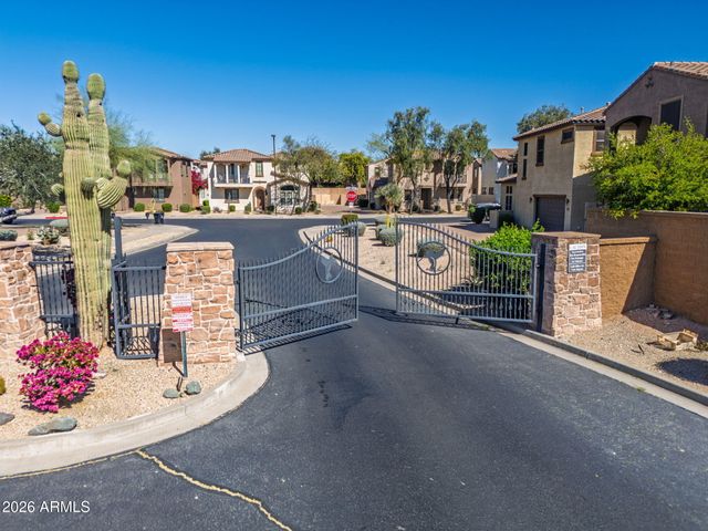 2386 W SLEEPY RANCH Road, Phoenix, AZ 85085