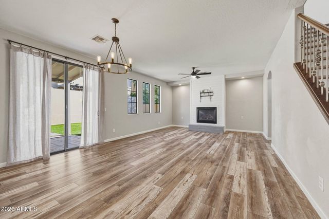 2386 W SLEEPY RANCH Road, Phoenix, AZ 85085