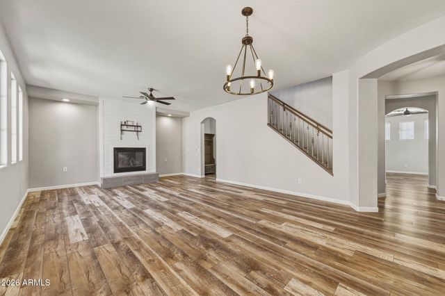 2386 W SLEEPY RANCH Road, Phoenix, AZ 85085