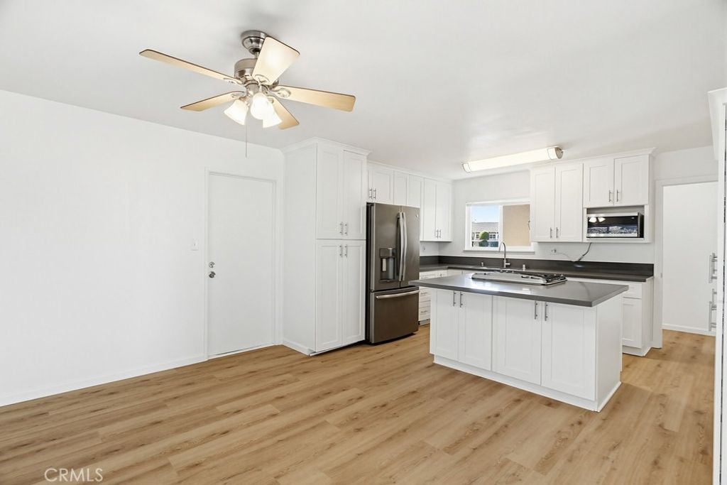 Image 11 of property listing at 6551 Lake Ashmere Court, San Diego, CA 92119