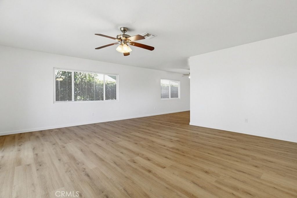 Image 16 of property listing at 6551 Lake Ashmere Court, San Diego, CA 92119