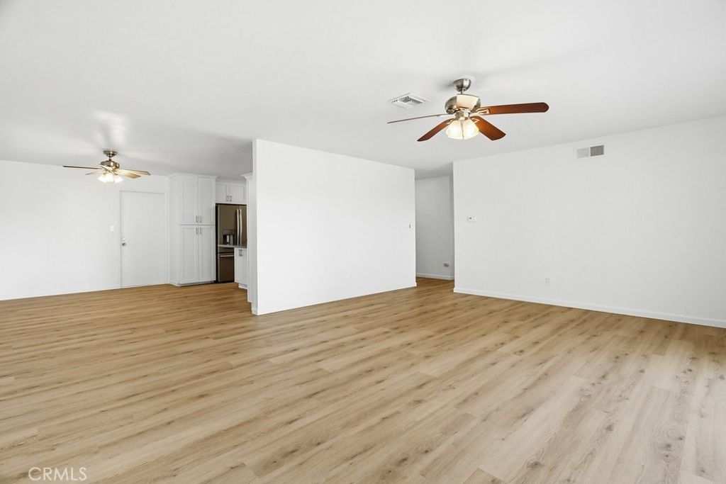 Image 17 of property listing at 6551 Lake Ashmere Court, San Diego, CA 92119