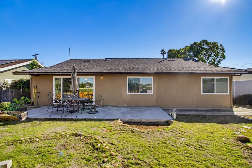 Image 33 of property listing at 6551 Lake Ashmere Court, San Diego, CA 92119