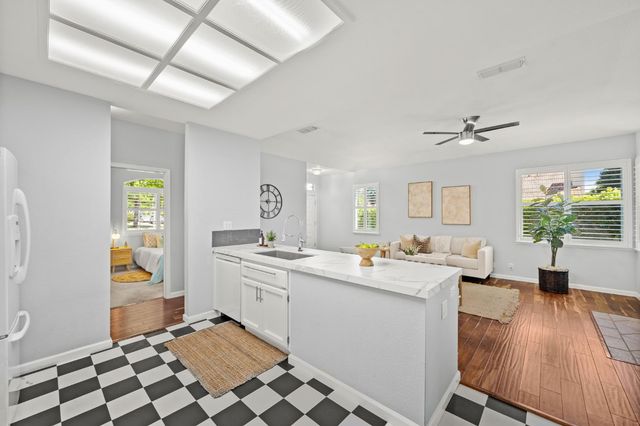 3601 Amethyst Dr, Rocklin, CA 95677
