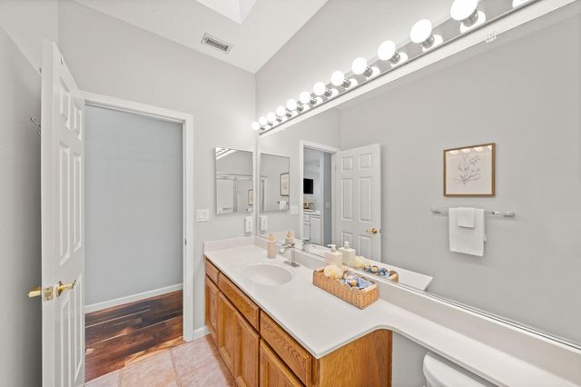 3601 Amethyst Dr, Rocklin, CA 95677