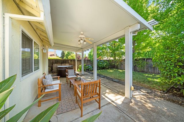 3601 Amethyst Dr, Rocklin, CA 95677