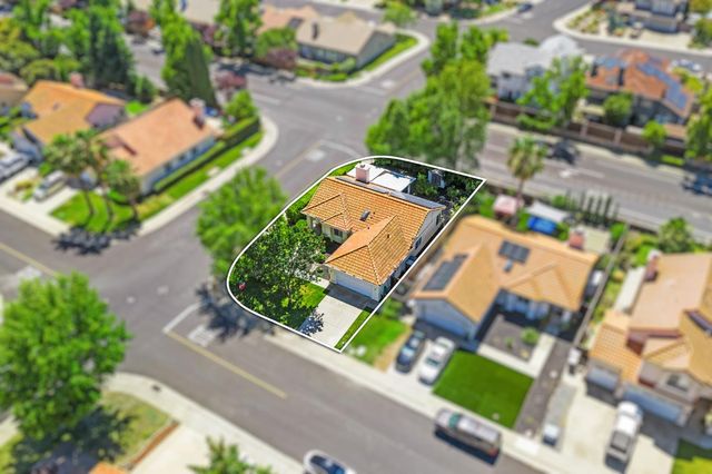 3601 Amethyst Dr, Rocklin, CA 95677