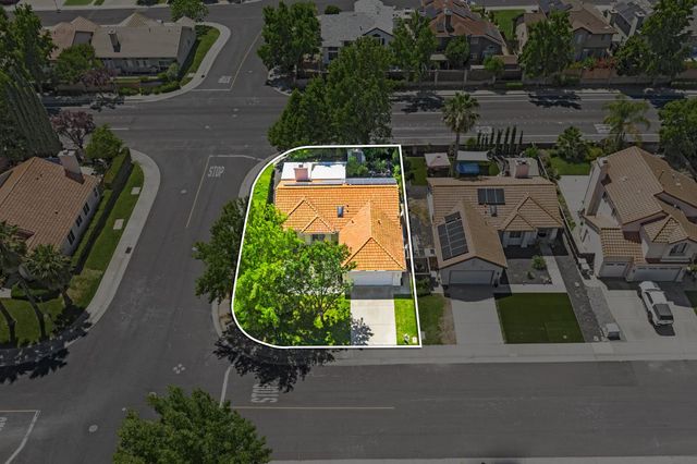 3601 Amethyst Dr, Rocklin, CA 95677