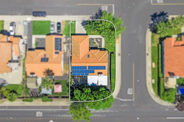 3601 Amethyst Dr, Rocklin, CA 95677