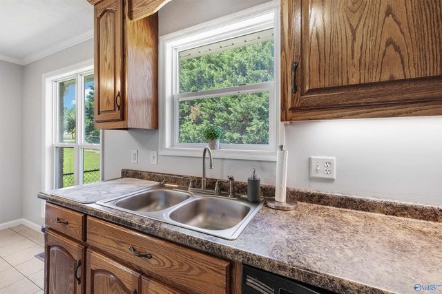 17815 Dement Road, Athens, AL 35611
